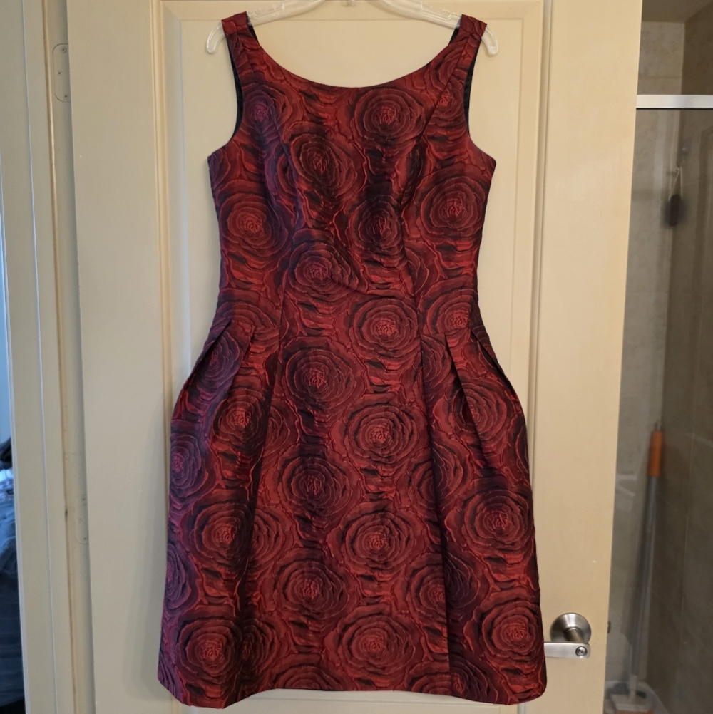 Luxe By Carmen Marc Valvo Red Rose Print Sleeveless Fit & Flare Dress Womens 10